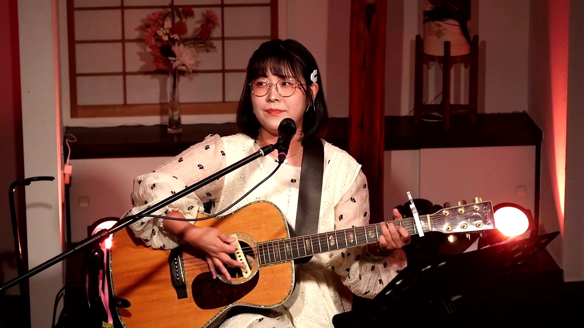 花桐はづき（アコースティックギターの弾き語り）
